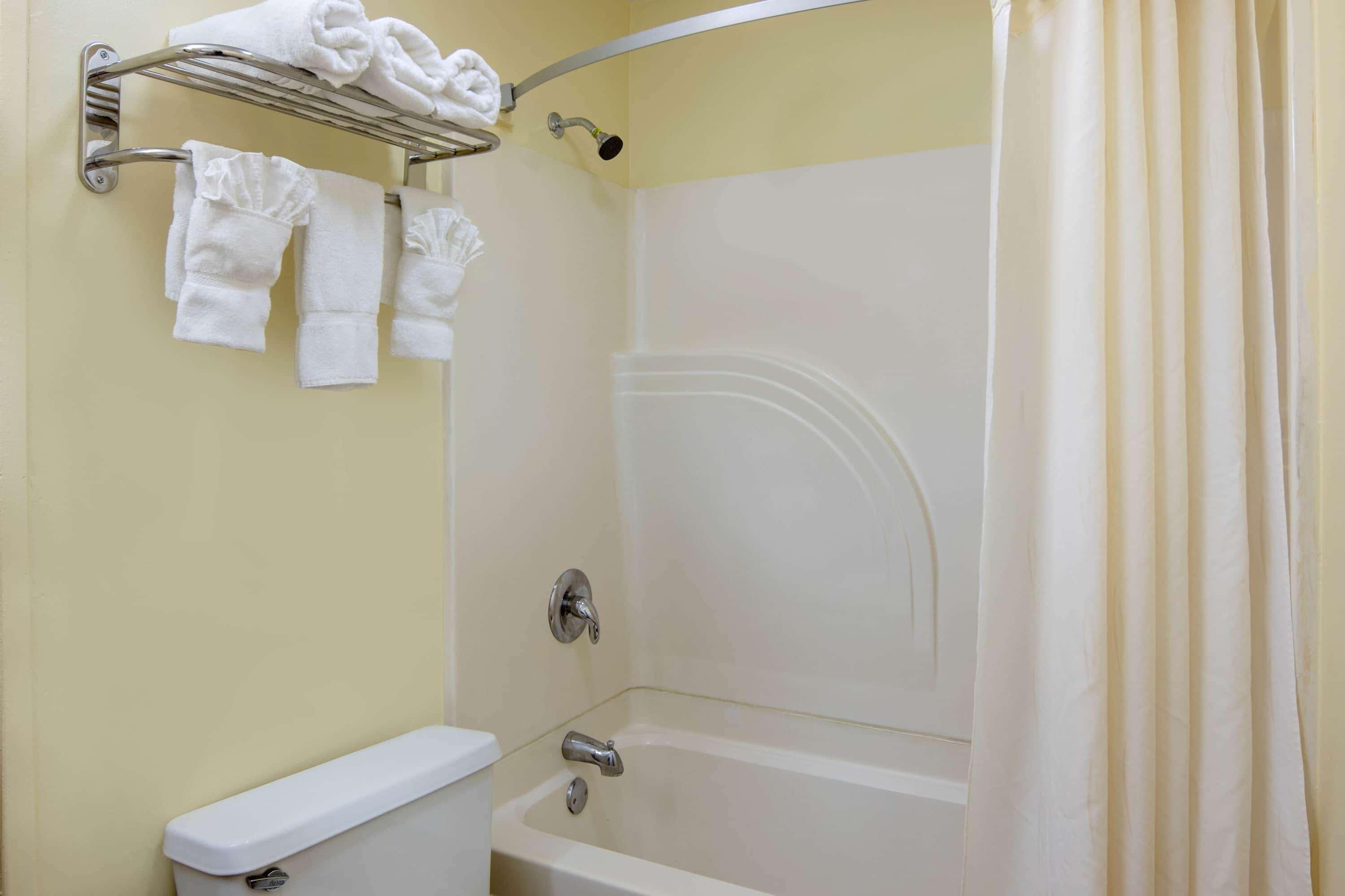 Travelodge By Wyndham Savannah Area/Richmond Hill Buitenkant foto