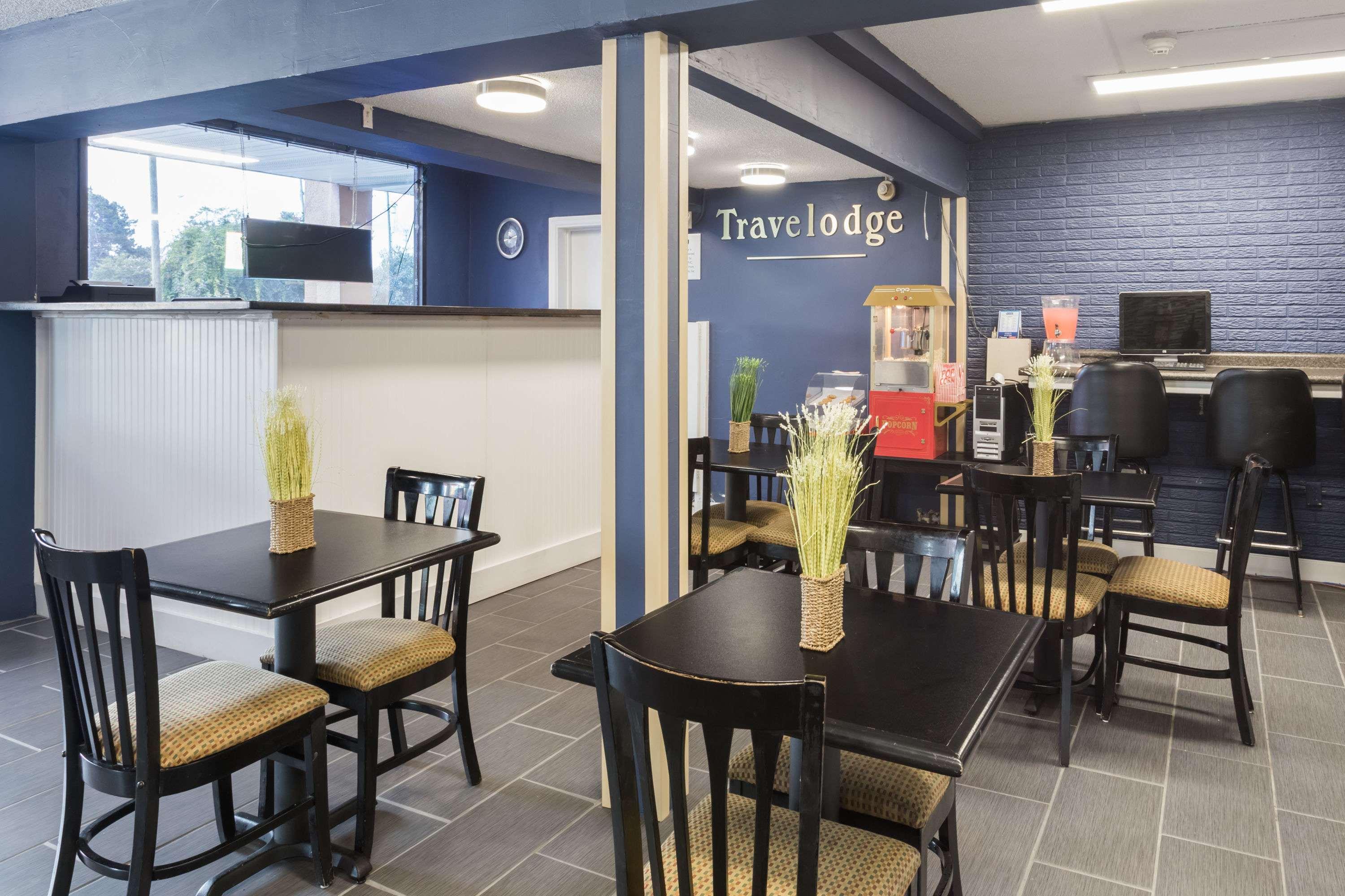 Travelodge By Wyndham Savannah Area/Richmond Hill Buitenkant foto